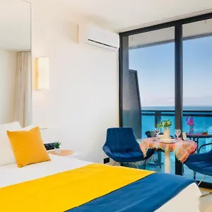 Deluxe In Orbi Official جورجيا