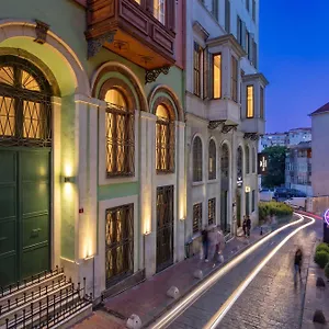 The Wings Collection 4* İstanbul